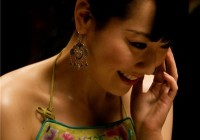 葛优《让子弹飞》情挑三美 白冰肚兜出镜遭强吻