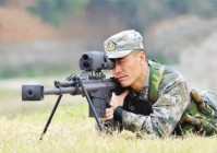 步兵大炮：巴雷特大狙真可以像游戏里那样一枪打断人的手脚吗？