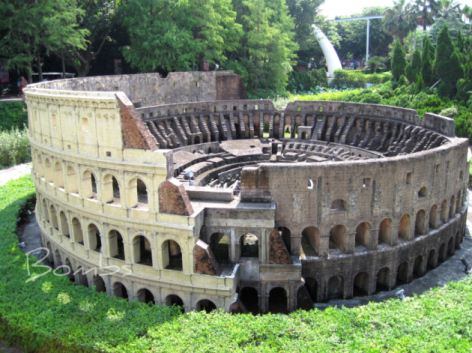 罗马斗兽场介绍_罗马斗兽场历史_罗马斗兽场游戏