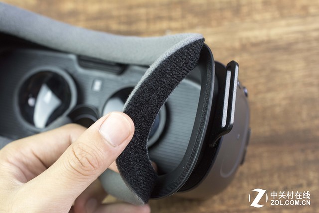 强化全新体验 三星新版Gear VR评测