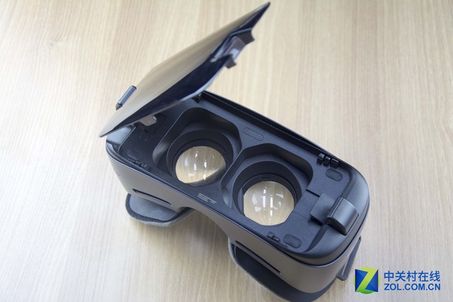 强化全新体验 三星新版Gear VR评测