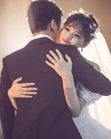 我家小两口戚蓝尹若风_戚蓝尹游戏直播间_戚蓝尹个人资料