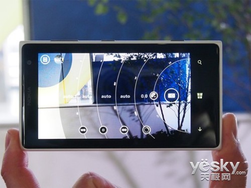 lumia1020能玩的游戏_诺基亚Lumia 1020 PureView技术_诺基亚Lumia 1020 4100万像素摄像头