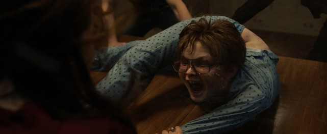 招魂系列电影完整剧情_招魂宇宙时间线详解_玩招魂游戏然后