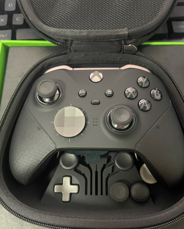 游戏手柄推荐 高性价比游戏手柄 竞技级别游戏手柄_手柄游戏金典版