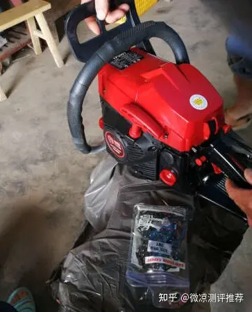 电锯杀僵尸的游戏_家用电锯选购指南_电锯品牌推荐