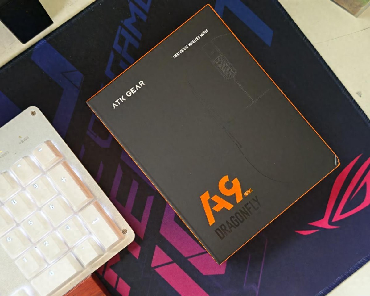  ATK蜻蜓A9 Plus旗舰传感器鼠标 _ATK蜻蜓A9 53g轻量化电竞鼠标 _2025游戏无线鼠标推荐