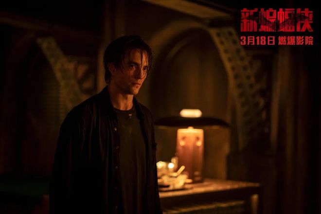 新蝙蝠侠影评_游戏 蝙蝠侠 企鹅人 猫女_新蝙蝠侠故事分析