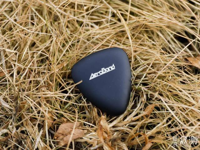 AeroBand体感架子鼓，一款黑科技的玩具_新浪众测