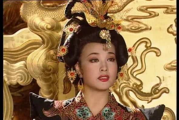 权利游戏二丫结局_权力的游戏第八季剧情分析_女性权力斗争