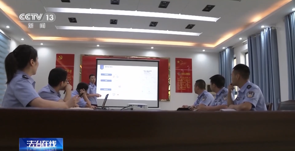 728棋牌游戏跨国网络赌博团伙_赌场游戏_湖北男子728棋牌游戏赌博输钱报案