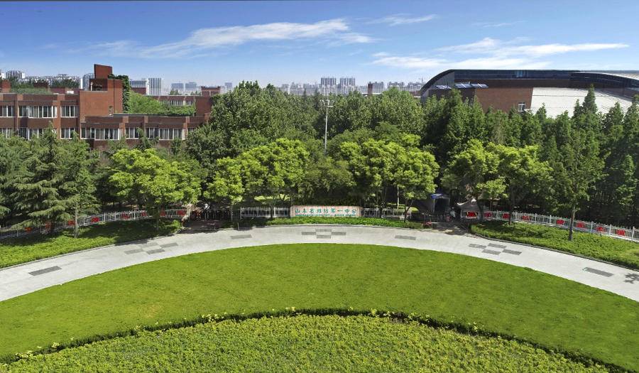 这个学校明年将迎110周年校庆，校庆公告来啦