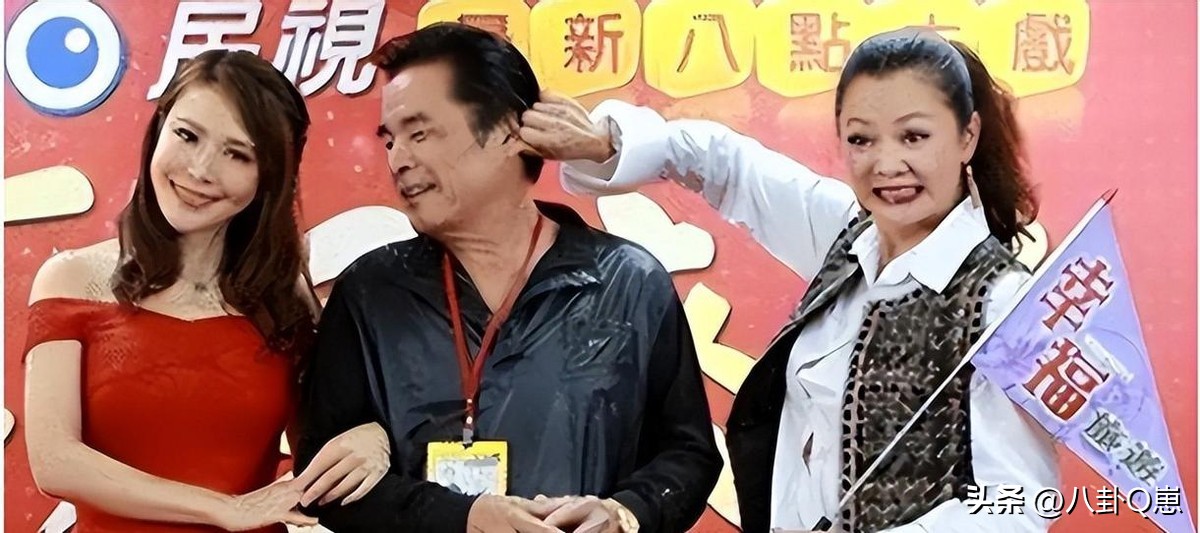 和6个老婆共处一室，每月每人发7万零花钱，71岁还娶美娇妻好潇洒