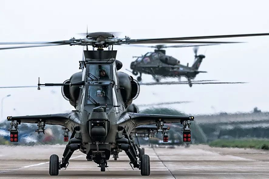 国之利刃 中国自主研发武器装备 猛龙过江 歼10 战略之眼 空警500 预警机 低空霹雳 直10 武装直升机 大国利剑 国产航母 辽宁舰_军事游戏国之利刃下载