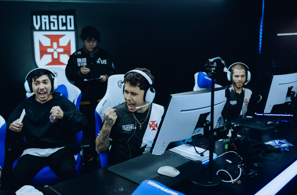 2024CFS世界总决赛EP.快手夺冠_2026wcg穿越火线总决赛_CFPL赛区荣耀时刻