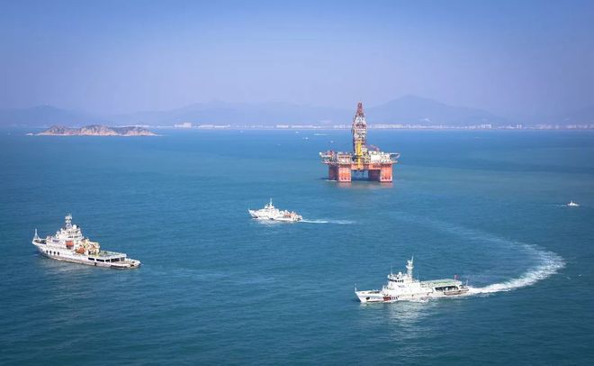 美国南海军事挑衅_美国在南海会开战吗_中国解放军拦截行动