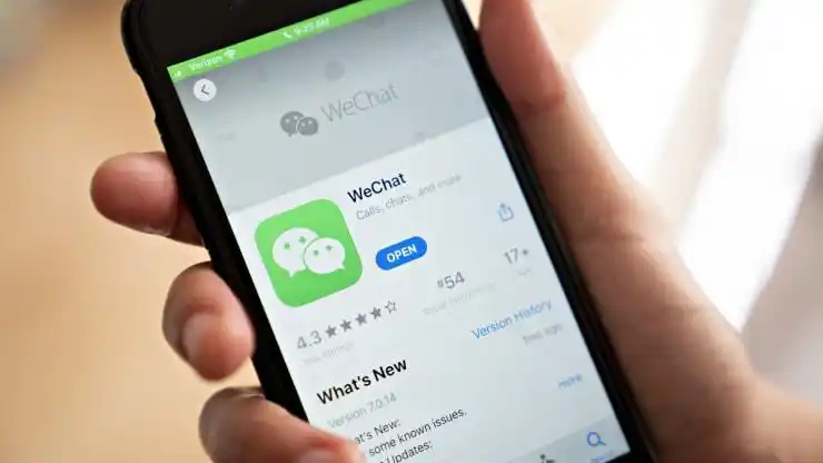 微信海外版迎来转机，腾讯也有“备胎”，苹果用户不用再二选一！