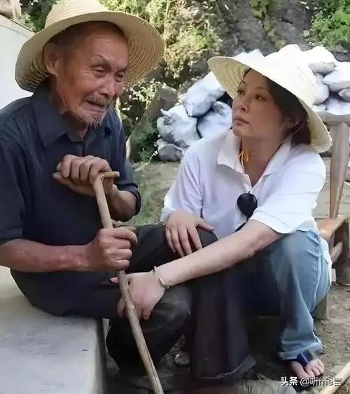 骗了我们18年！袁立公开与张国立的“真实关系”，不敌几千万片酬