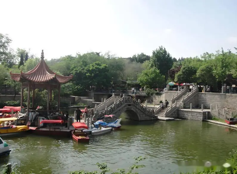 邹城旅游景点有哪些？探秘孟子故里，2025年邹城必游十大景点全攻略，附美食地图，推荐收藏