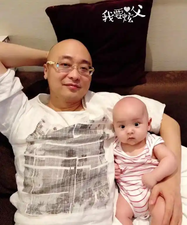 邓莎孩子都生了_十年外貌变化_路行邓莎十年对比