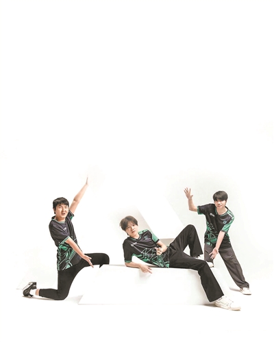 2025电竞世界杯中国战队夺冠情况_2026wcg穿越火线igvsep_中国电竞代表团EWC成绩分析