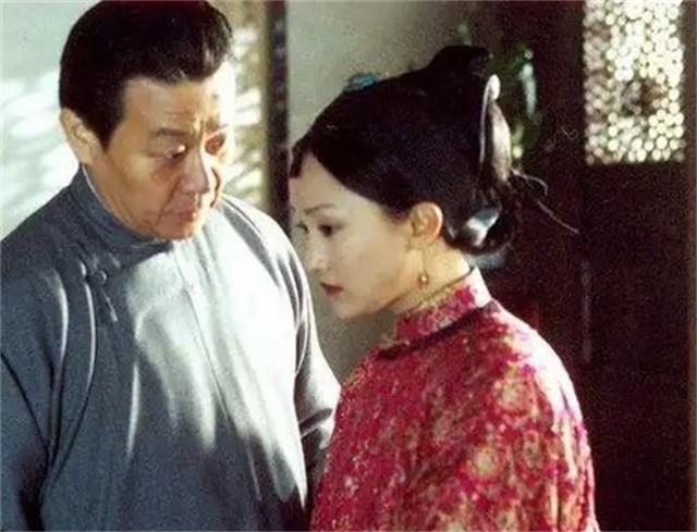 演员寇世勋：两个妻子和谐的背后，全靠我楼上楼下来回跑