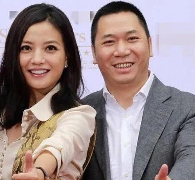 “女版巴菲特”赵薇的A股往事