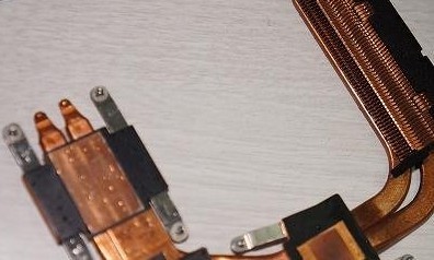 笔记本怎么清理灰尘