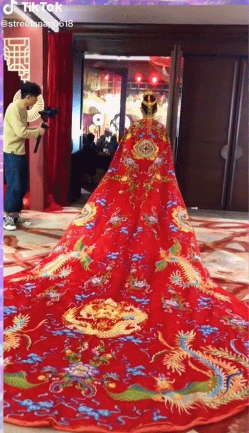中式婚礼火遍全球！华丽梦幻有排面，国外网友：我也想整一个