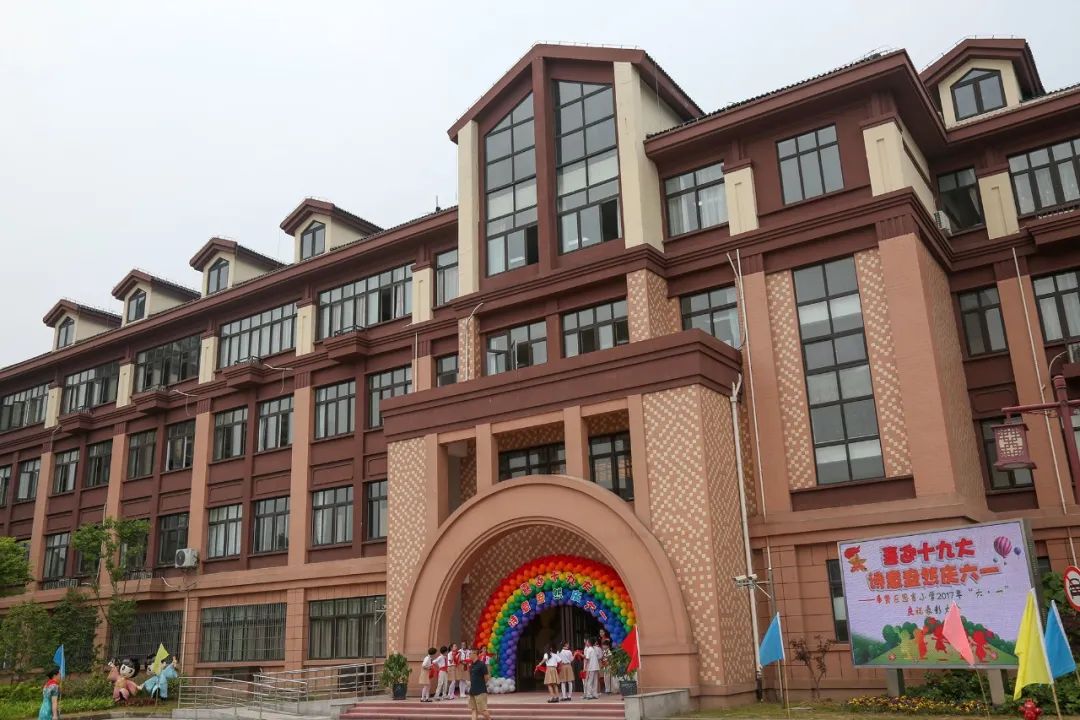 金汇镇区位优势_金汇镇生态环境_金汇路附近买游戏机的店