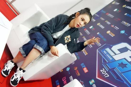 穿越火线烟雾头调试方法_火线烟雾头游戏里最新调法_现在穿越火线烟雾头怎么调