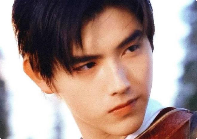 重生穿越火线_穿越火线之重回巅峰小说_重生之穿越火线电视剧世界