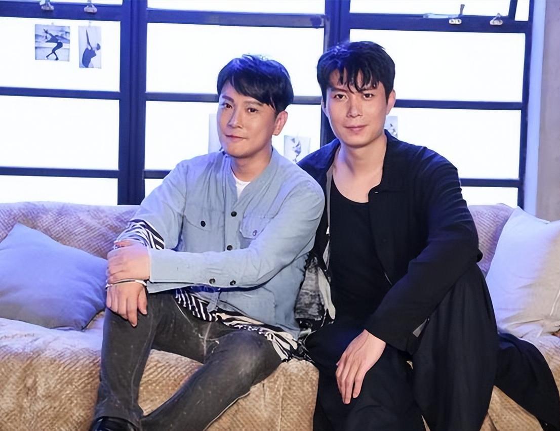 “情痴”张信哲：55岁仍未婚，他的破碎爱情就像一首带泪的情歌