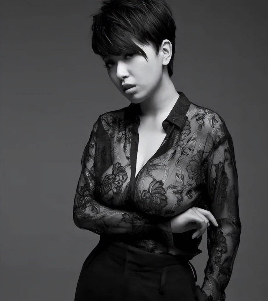 让子弹飞中赵铭出现的时间_赵铭让子弹飞演员现状_赵铭近年作品及生活