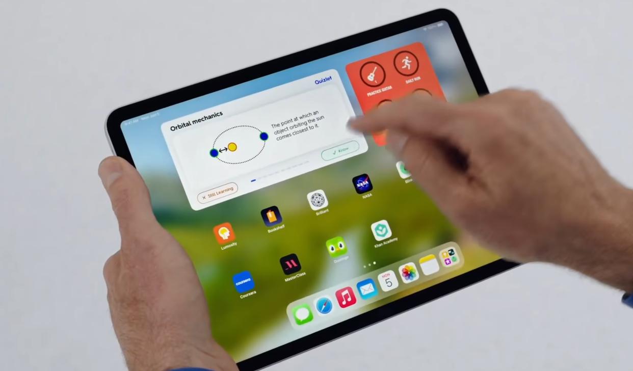 iOS17电话短信界面改进_iOS17新功能更新_ios老是跳出输密码