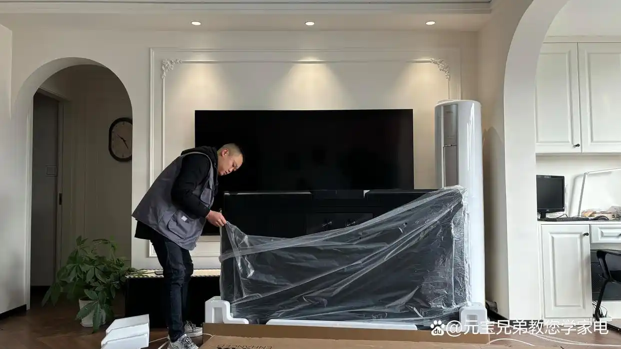 Mini LED电视画质提升技术_OLED Mini LED电视对比选购_oled的优缺点